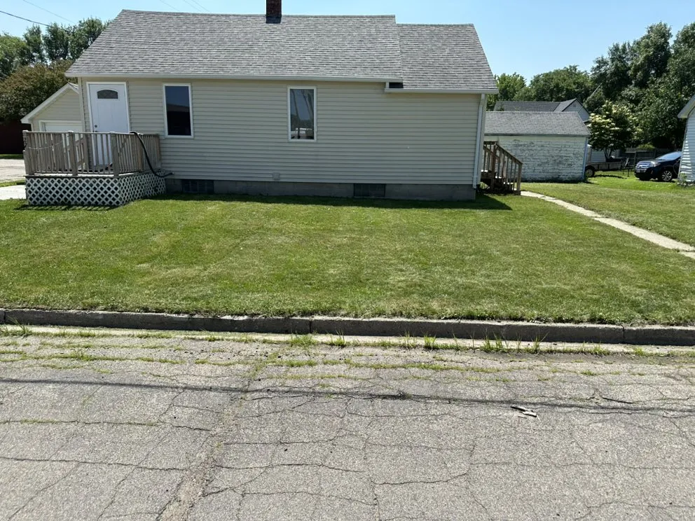 Top-rated garden landscaping for residential properties in Clara City, MN by Taylors Lawn Care Service’s