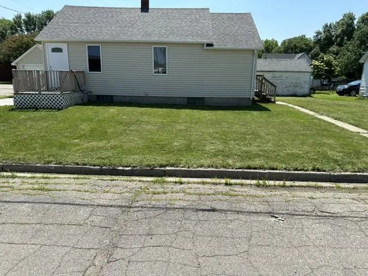 Taylors Lawn Care Service’s