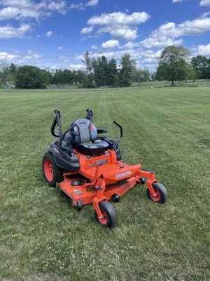 Taylors Lawn Care Logo