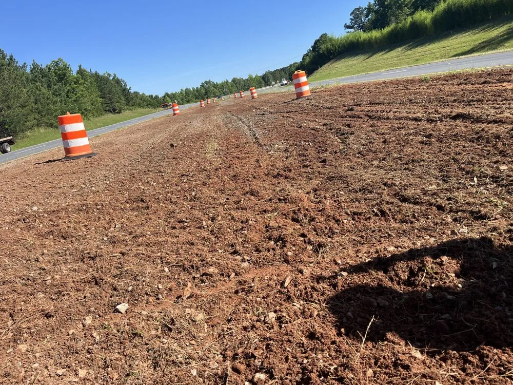 Professional yard cleanup service in Farragut, TN by Taylors Soils United