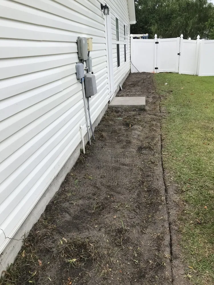 Custom yard cleanup service with custom design in Conway, SC by T&B Landscaping Services