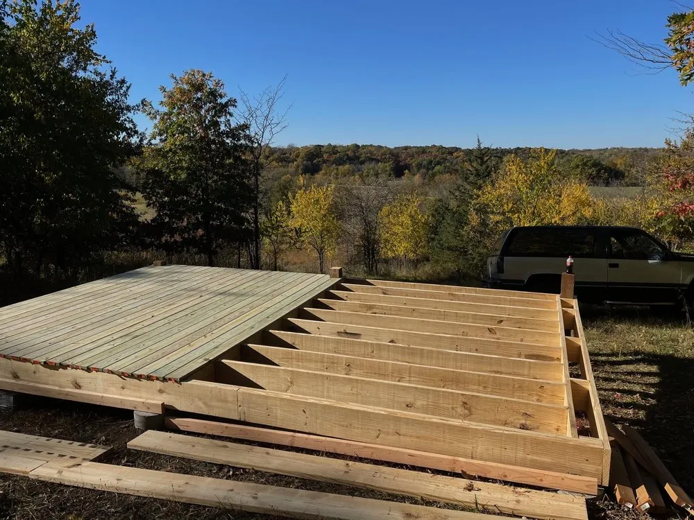 Affordable outdoor landscaping experts serving Raytown, MO - TC Enviroscapes