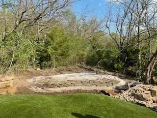 Custom yard maintenance in Raytown, MO by TC Enviroscapes