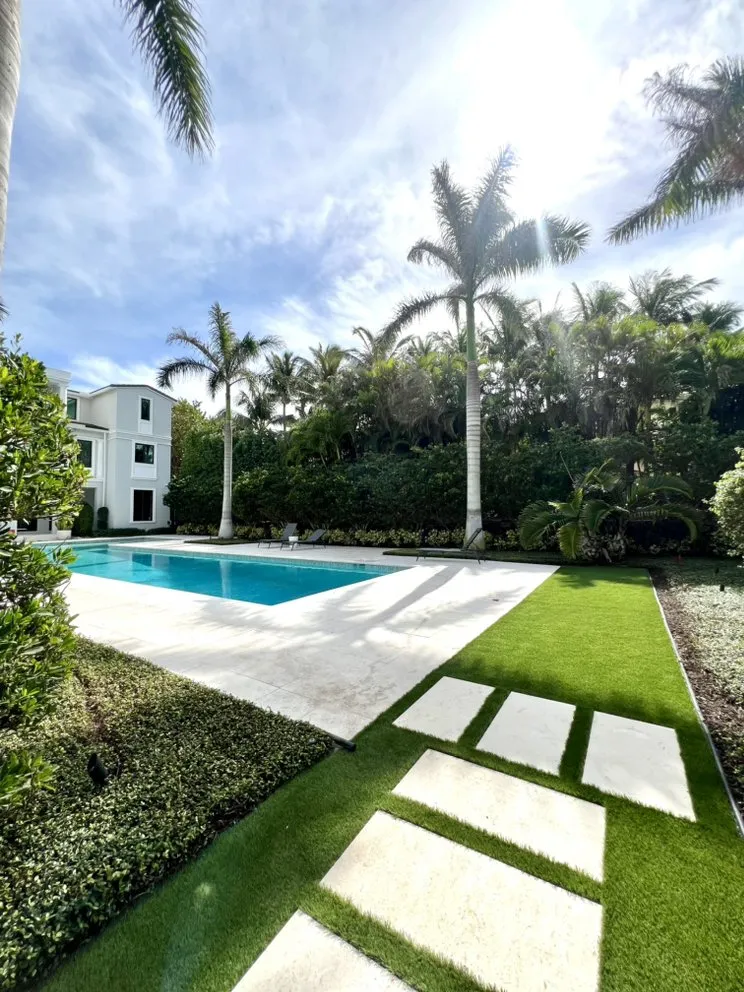 Expert lawn care service in Pompano Beach, FL - T&C Landscapes