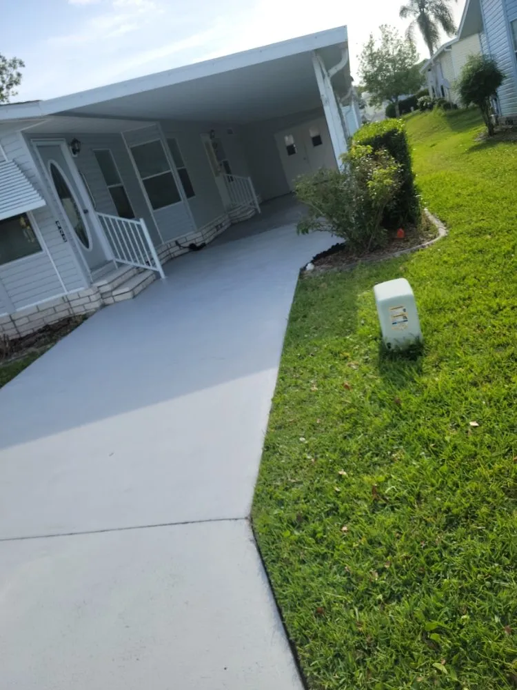 Custom yard maintenance experts serving Umatilla, FL - T&C Landscaping