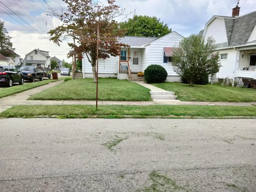 Expert yard cleanup service for residential properties across Sharon, PA - T.C. Lawncare Plus