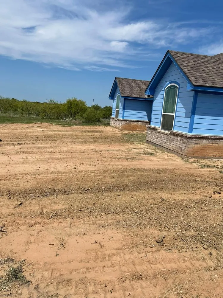 Expert lawn mowing service for beautiful yards across Hubbard, TX - T&C Lawns and Landscaping