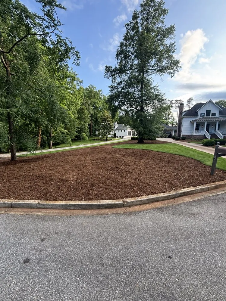 Custom garden landscaping experts serving Greer, SC - TC Mulching