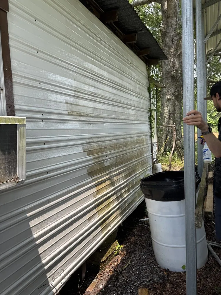 Custom yard cleanup service in Krotz Springs, LA by T&C Outdoors