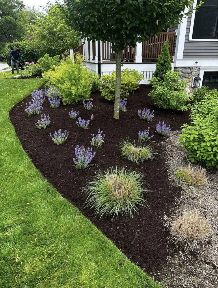 Custom outdoor landscaping experts serving Medfield, MA - TC Pro Cleaning
