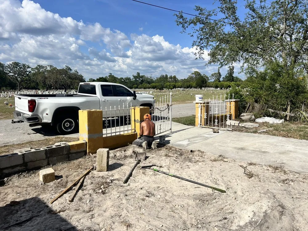 Local landscaping services in Thonotosassa, FL by TCC Enterprise