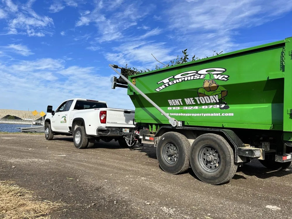 Custom yard cleanup service in Thonotosassa, FL - TCC Enterprise