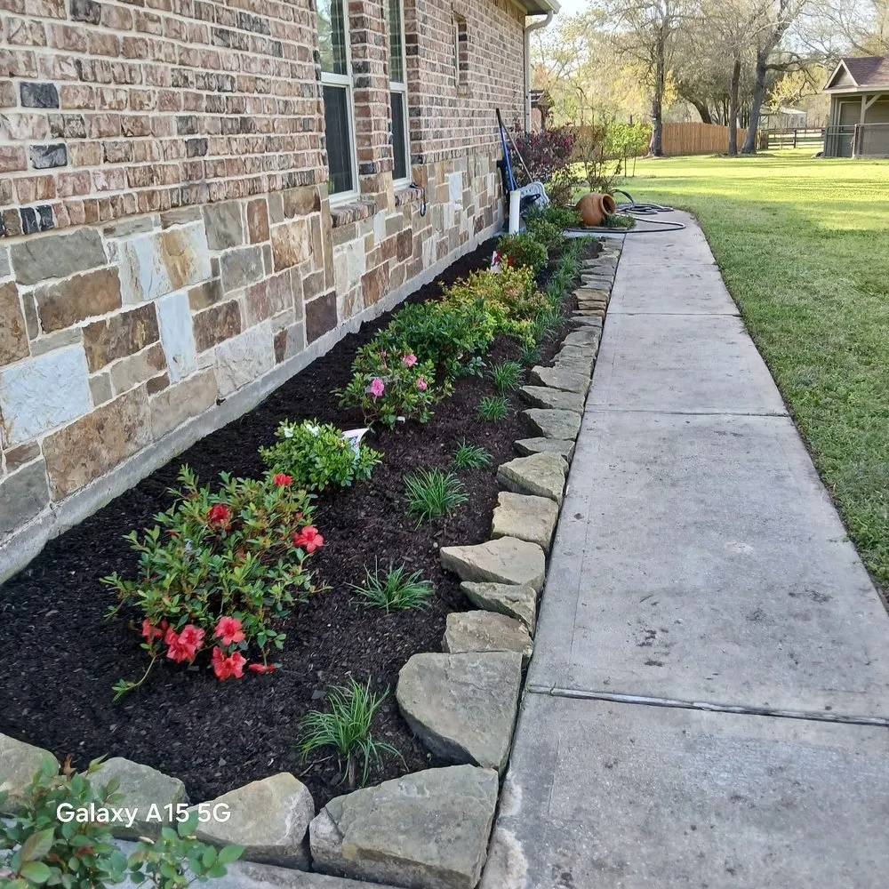 Local yard maintenance for outdoor upgrades across Houston, TX - Tce Hardscape & Design