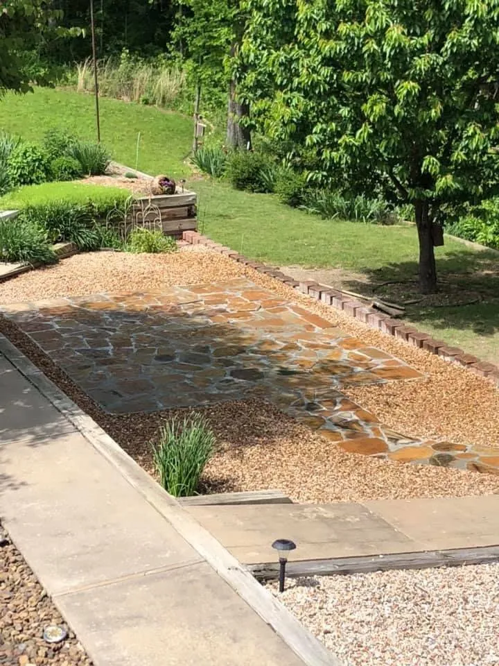 Professional yard maintenance in Lowell, AR - TCHW Contracting
