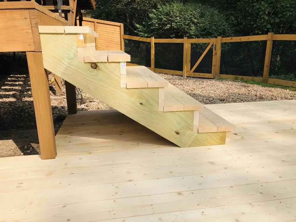 Local landscape design experts serving Lowell, AR - TCHW Contracting