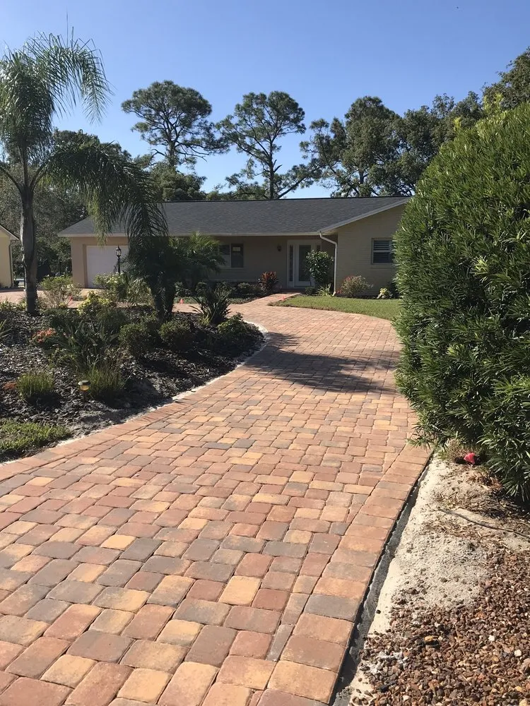 Professional garden landscaping in DeBary, FL - TCR Landscaping