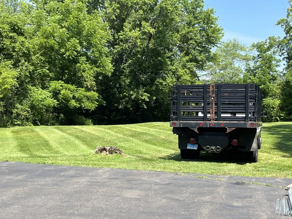 Professional yard cleanup service experts serving Windsor Locks, CT - TC’s Landscaping & Property Maintenance