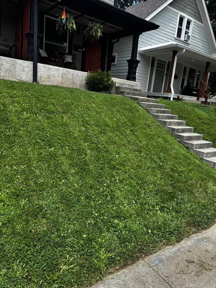 Custom outdoor landscaping in Indianapolis, IN - TD Green & Clean