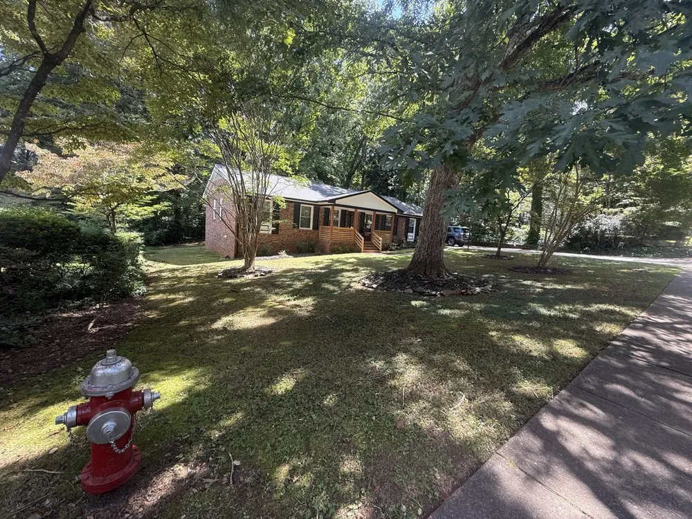 Trusted landscaping services in Dunn, NC - T&D Junk Removal