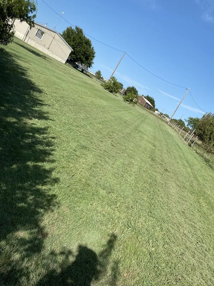 Reliable lawn mowing service for residential properties in Weatherford, TX by TD Landworks