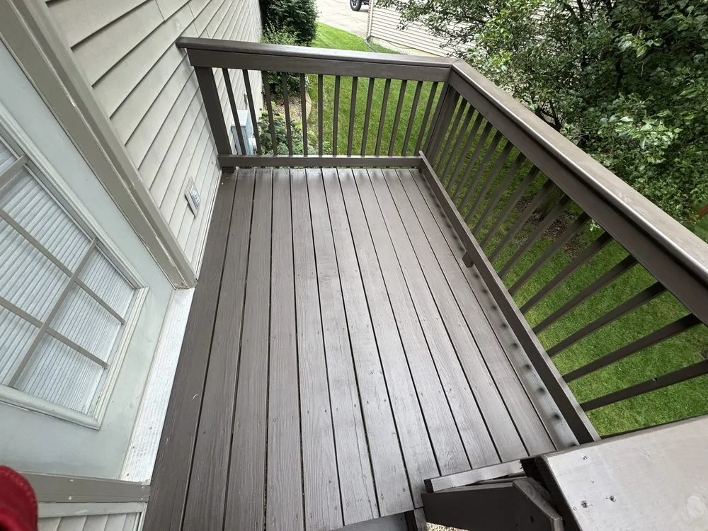 Top-rated lawn mowing service experts serving Springfield, IL - TD Right Hand Services