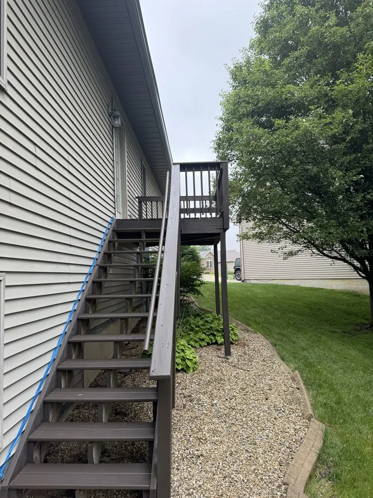 Trusted landscape installation for homes in Springfield, IL by TD Right Hand Services