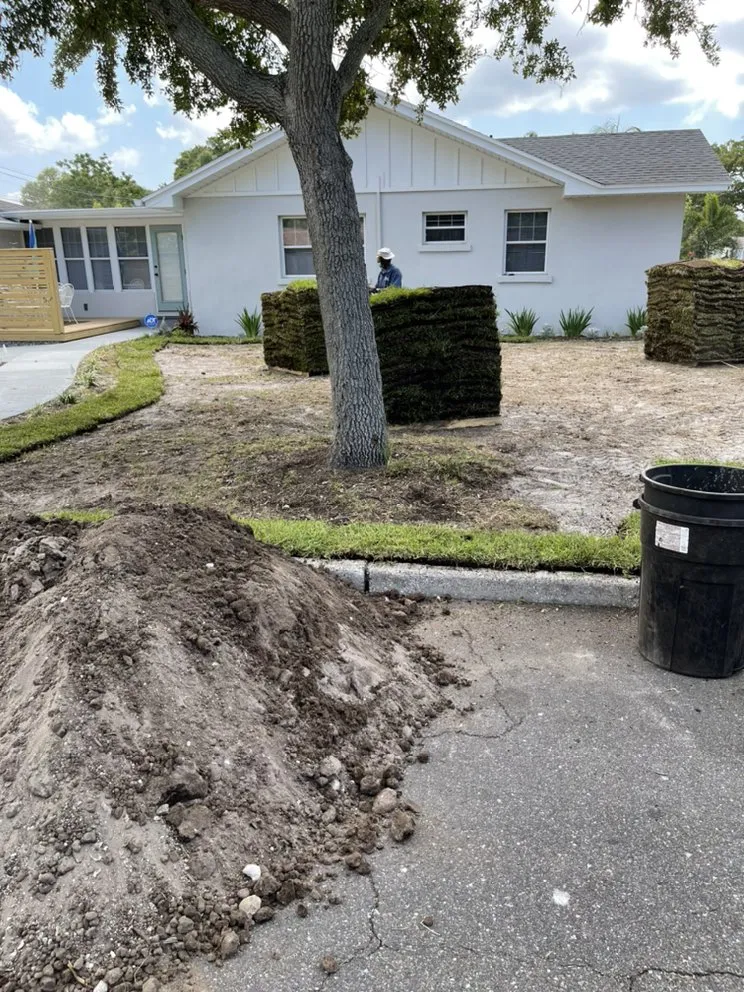 Custom yard maintenance in St. Petersburg, FL by TDS Lawn & Landscaping