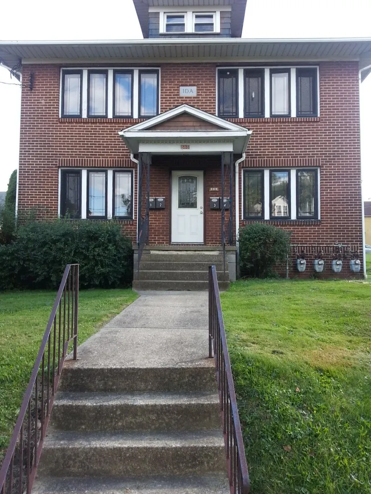 Affordable yard maintenance in Akron, OH by TDT Properties