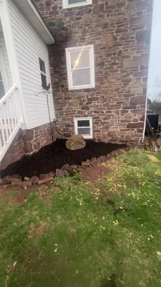 Reliable lawn mowing service in Rocky Ridge, MD by T&E Landscaping Service