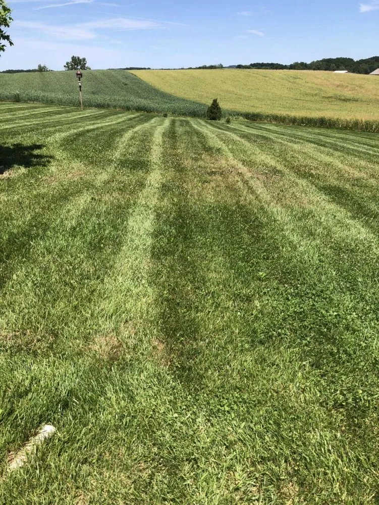 Local lawn mowing service for homes in Rocky Ridge, MD by T&E Landscaping Service