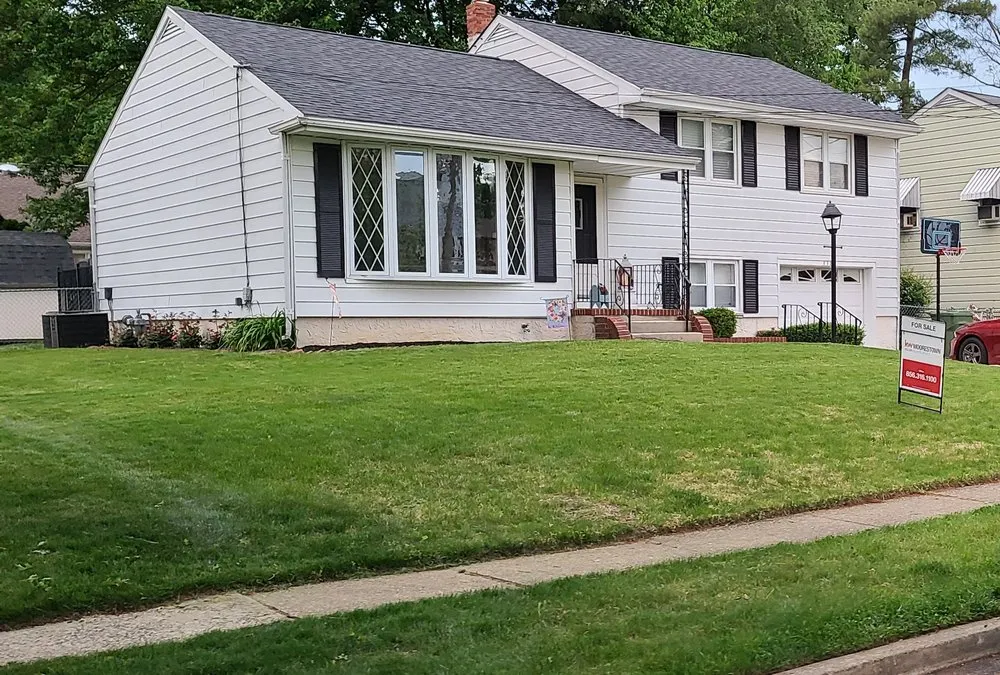 Affordable garden landscaping with custom design in Cherry Hill, NJ by Teaberrys Lawn Service