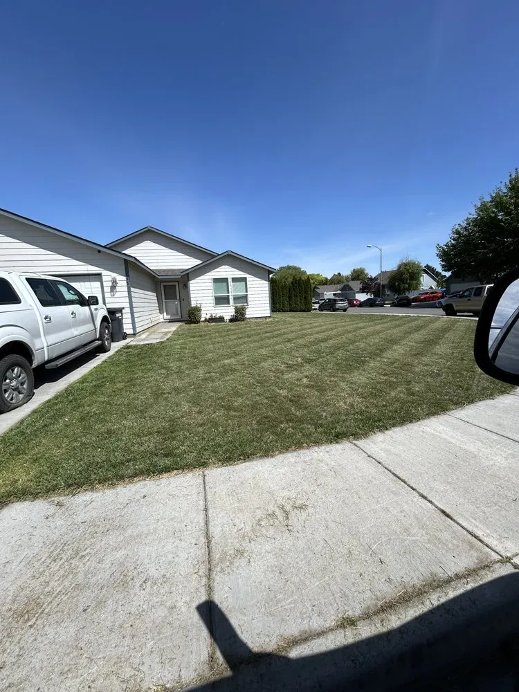 Professional landscape design in Kennewick, WA by Teagens Mowing Landscapings
