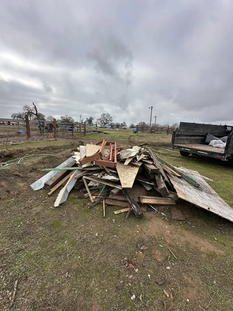 Custom lawn care service for beautiful yards across Cameron Park, CA - Teague Industries