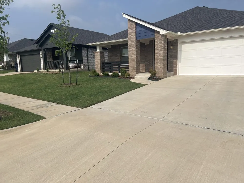Reliable landscape installation for beautiful yards in Yukon, OK by Teague's Lawn Care