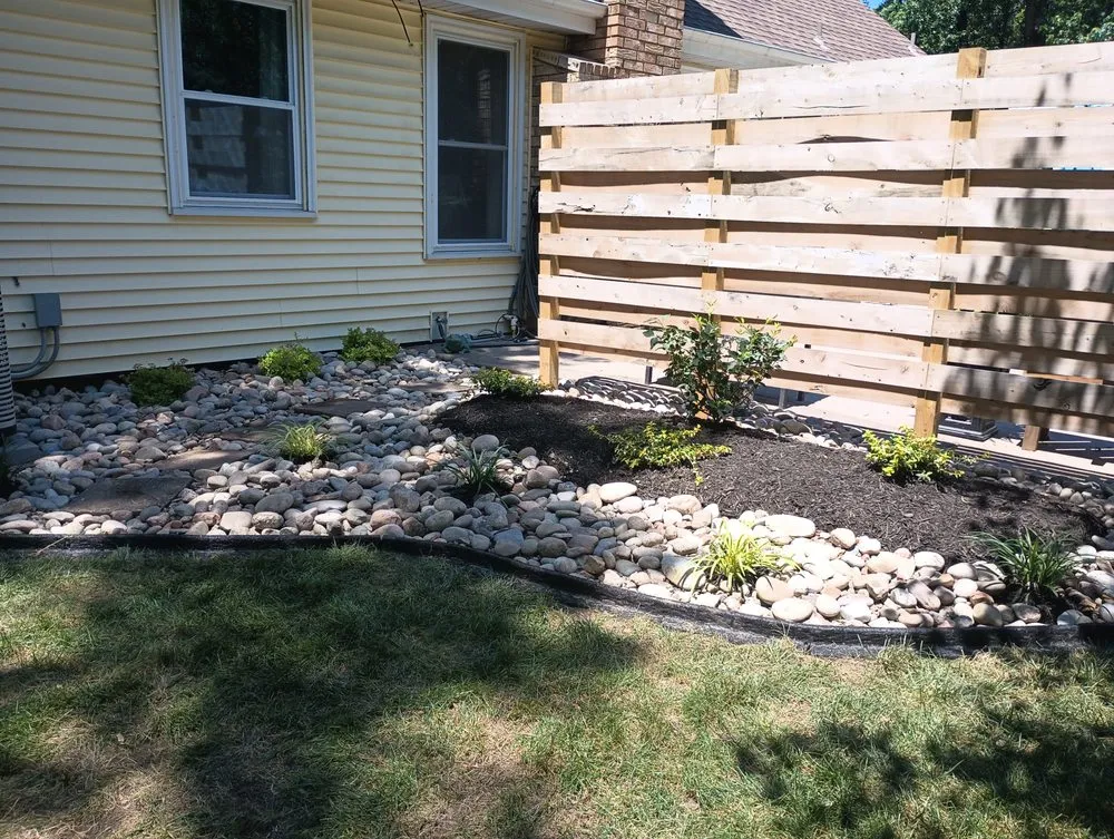 Expert yard cleanup service in Harrisonville, MO - Teal's Lawn Service