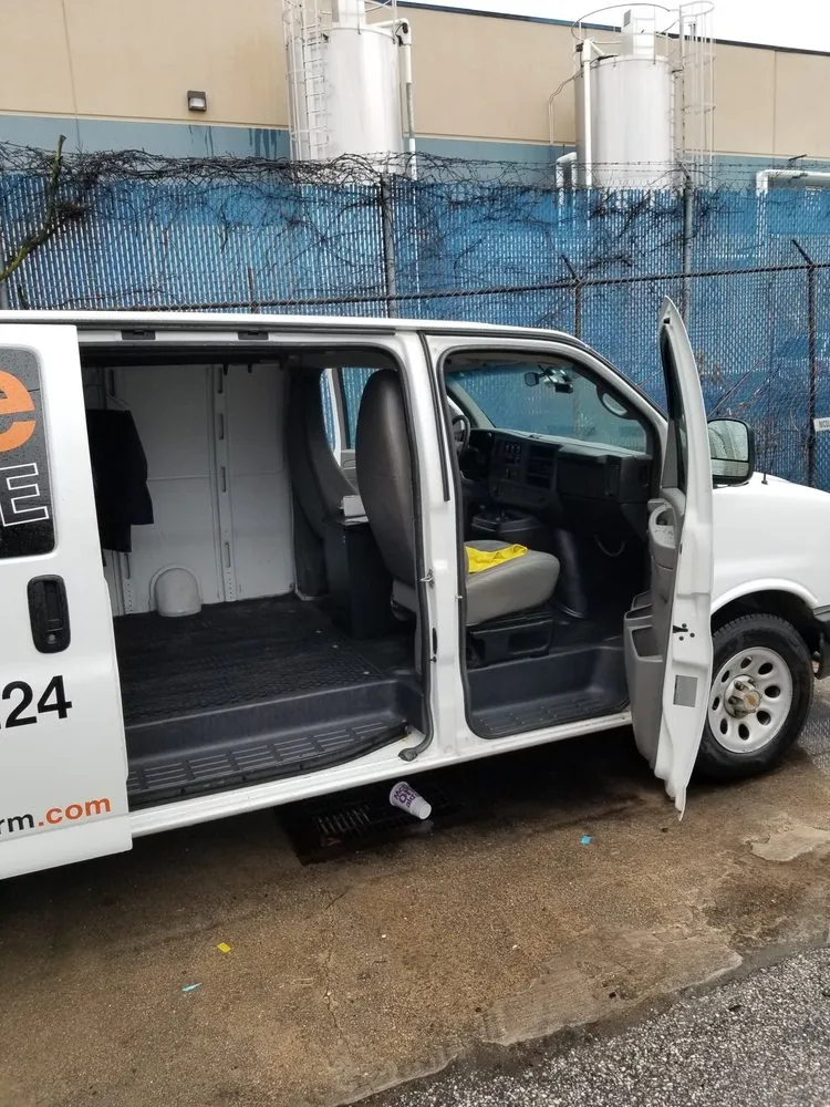 Expert garden landscaping in Dundalk, MD - Team Cleaning