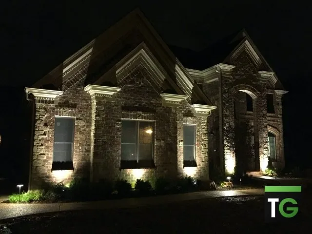 Custom yard cleanup service in Ellisville, MO - Team Green Outdoor