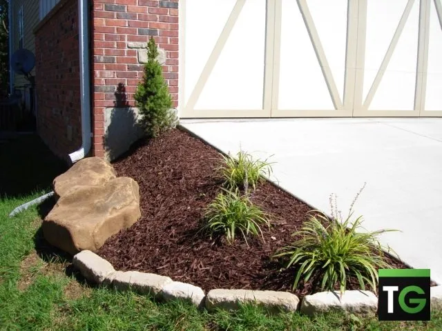 Affordable landscaping services in Ellisville, MO by Team Green Outdoor