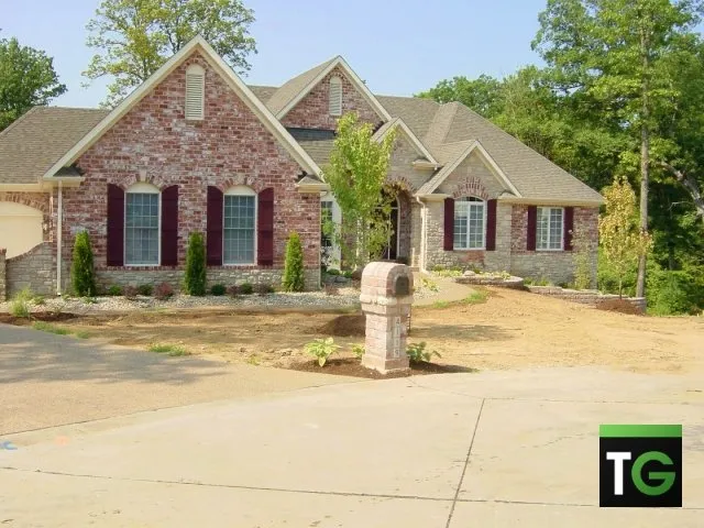 Local outdoor landscaping for year-round maintenance in Ellisville, MO by Team Green Outdoor