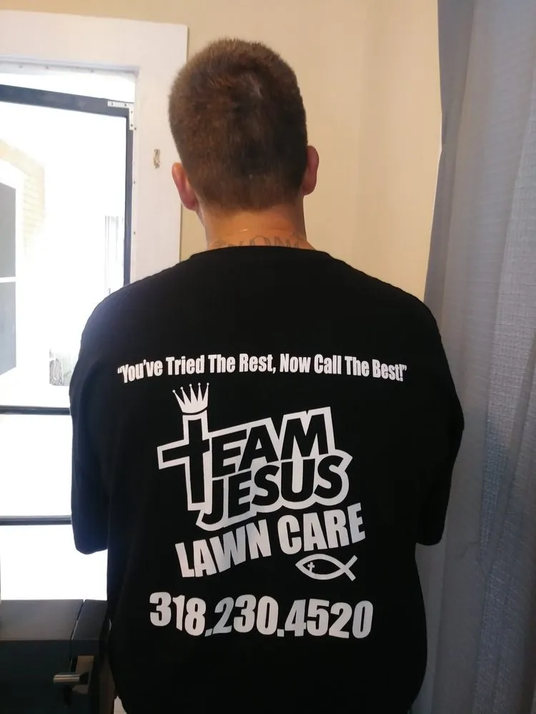 Expert lawn care service for residential properties in Stonewall, LA by Team Jesus Lawn Care