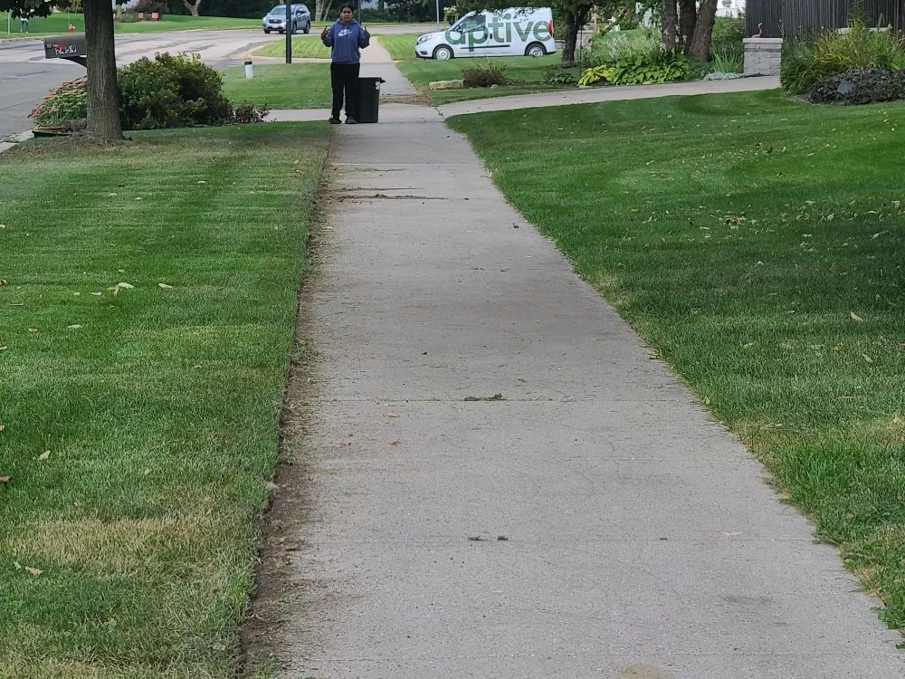 Reliable lawn mowing service in Sun Prairie, WI - Team Martinez Lawn Care