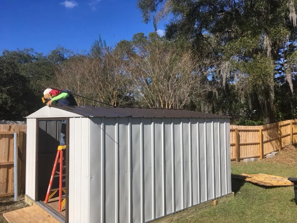 Custom lawn care service near you across Lutz, FL - Team Reyes Lawn & Maintenance Care