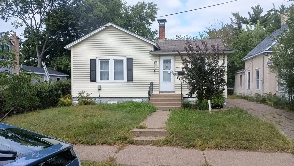 Affordable garden landscaping near you in Minneapolis, MN by Team Williams Lawn & Snow Services