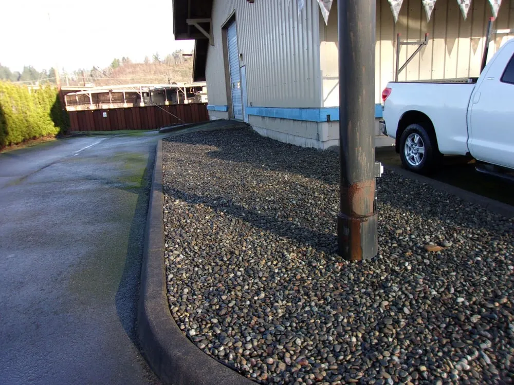 Top-rated landscaping services with custom design in Hoquiam, WA by Tea's Landscaping Service