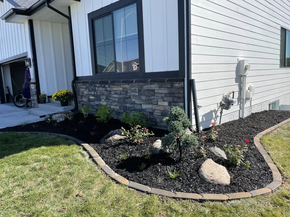 Affordable landscape design experts serving Ankeny, IA - Tebock's Landscape