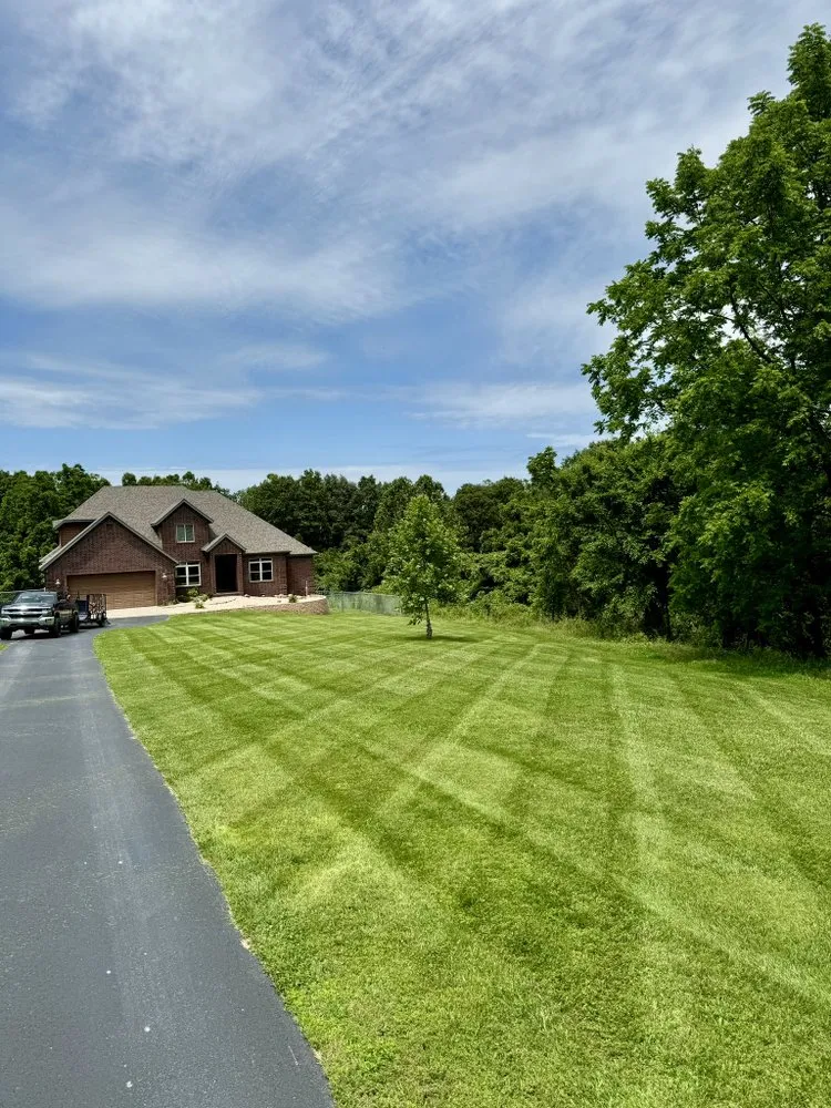 Professional residential landscaping in Bentonville, AR by Tecal