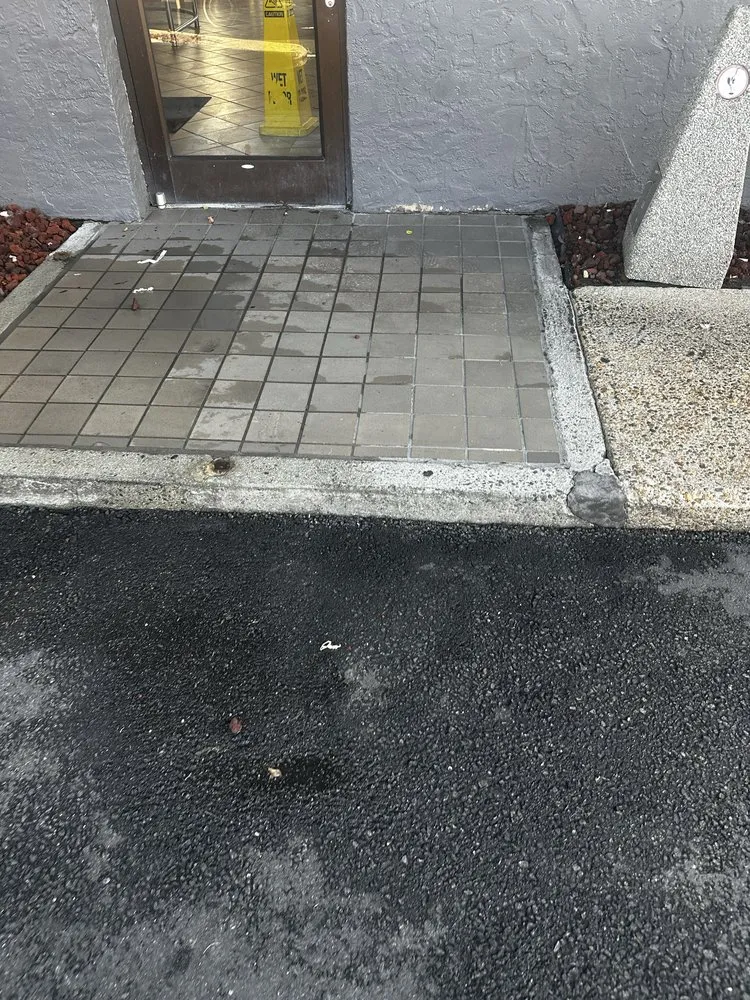 Professional yard cleanup service in Chester, VA - Tech Clean Solutions