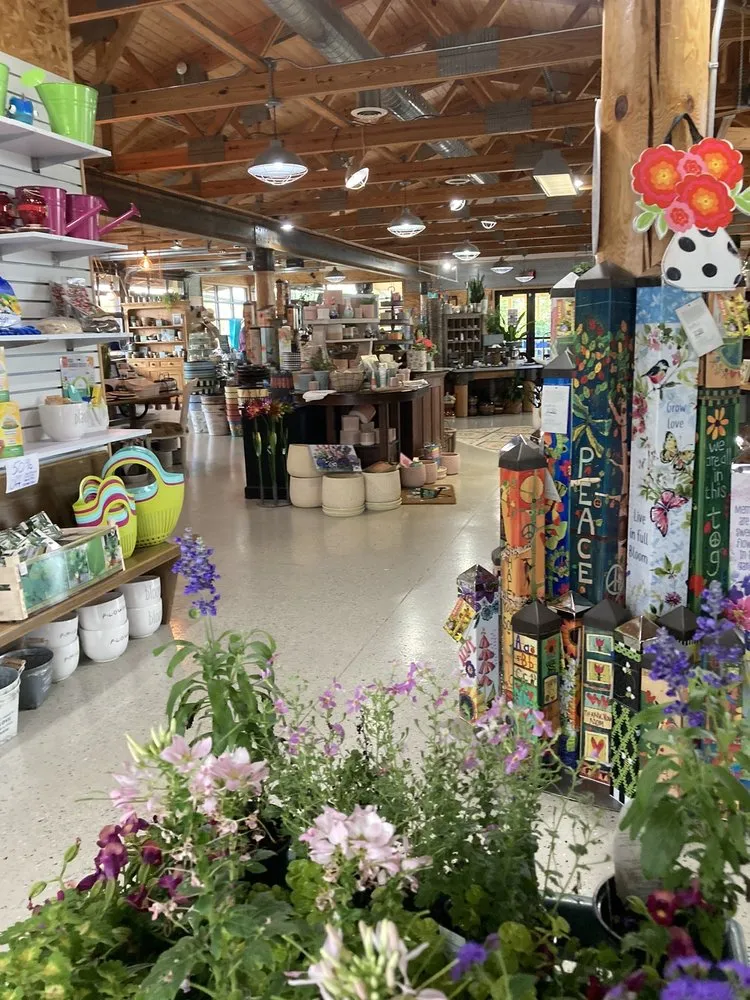 Trusted garden landscaping experts serving Cumming, IA - Ted Lare Design Build & Garden Center