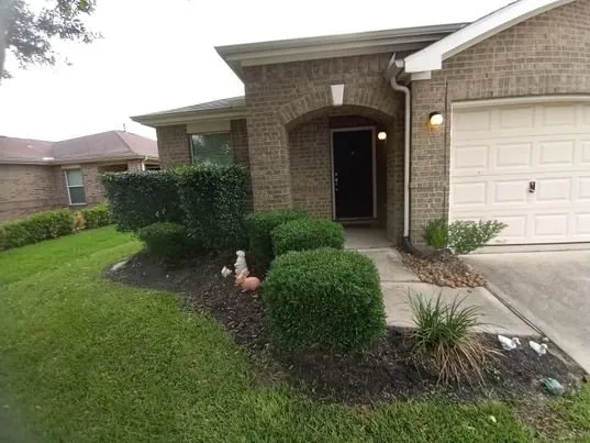 Affordable landscape installation for year-round maintenance across Houston, TX - Teds Lawn Care