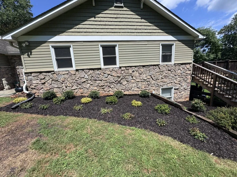 Expert lawn mowing service in Bealeton, VA by Tee It Up Services